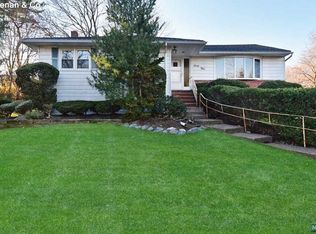 64 Munsey Rd, Emerson, NJ 07630