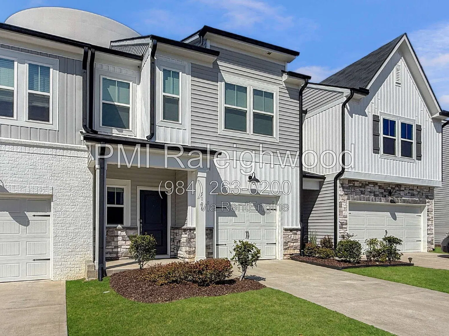 3 bed, 2.5 bath, 1969 sqft, $1,995 — Photo 3