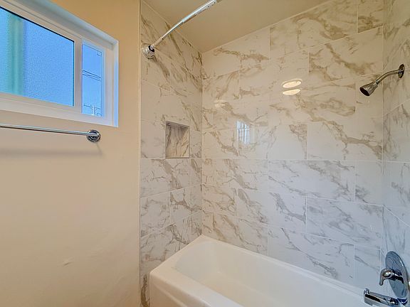 5th image of 2266 Grand Ave Unit 14