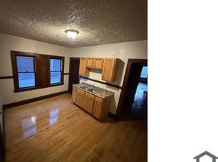 2574 N 41st St, Milwaukee, WI 53210