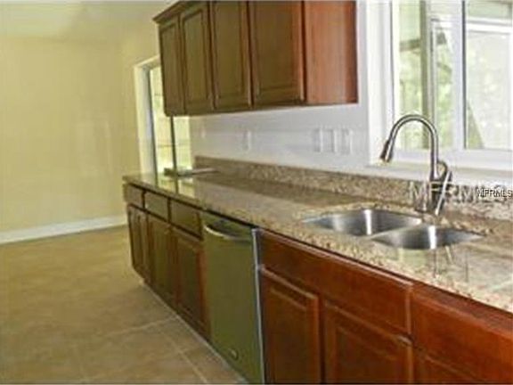 3rd image of 3540 Lake Highland Dr