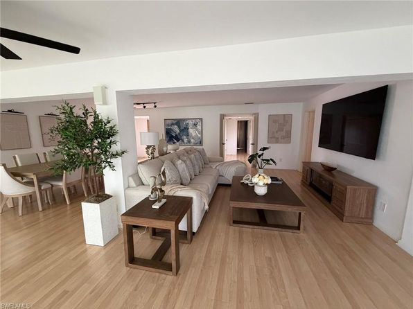 576 Retreat Dr Unit 201