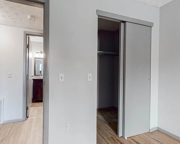 874 S Spring Rd — Photo 14