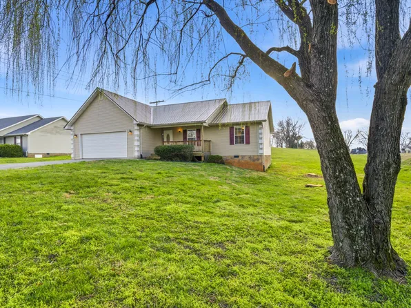 1453 Chessingham Dr, Maryville, TN 37801