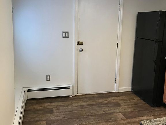 Entrance, Front Door/ Kitchen