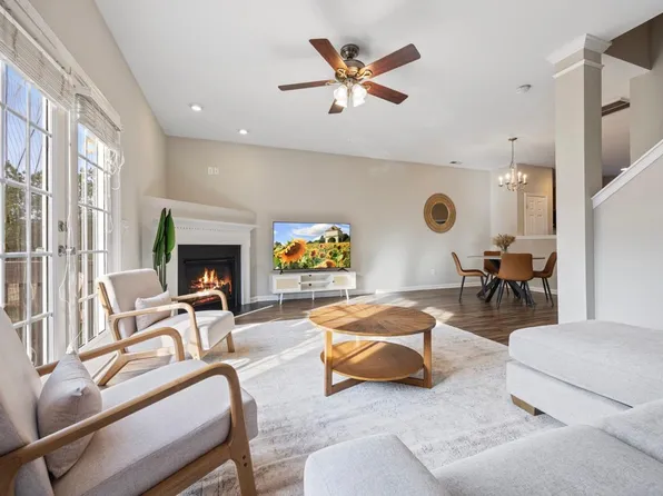 2543 Wyntercrest Ln, Durham, NC 27713