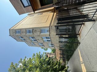 2136 N Spaulding Ave #2E, Chicago, IL 60647