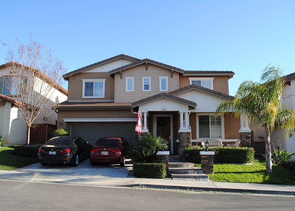 1st image of 8244 E Kingsdale Ln
