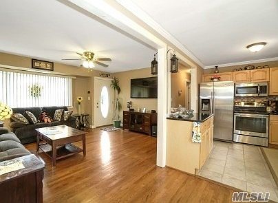 4th image of 2709 Connecticut Ave