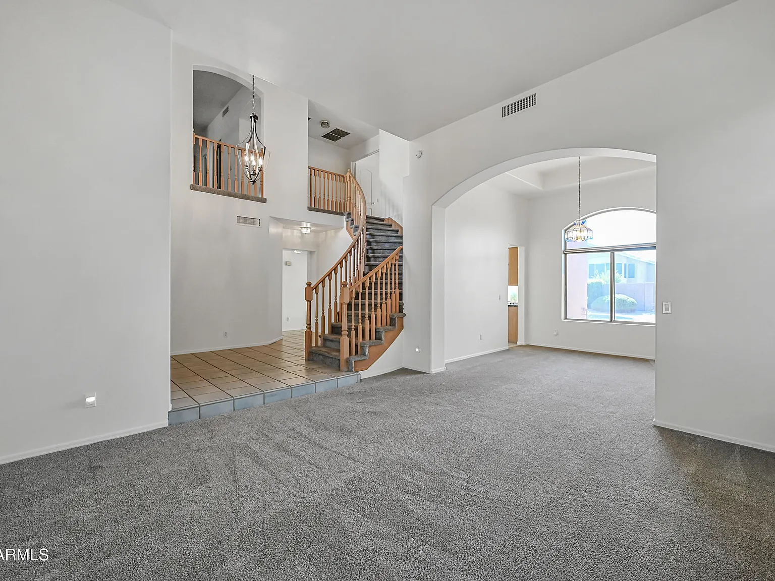 4 bed, 3.0 bath, 3050 sqft, $4,300 — Photo 4