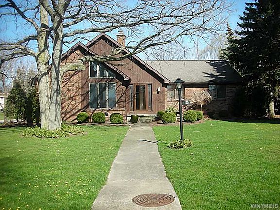 2nd image of 175 Tristan Ln