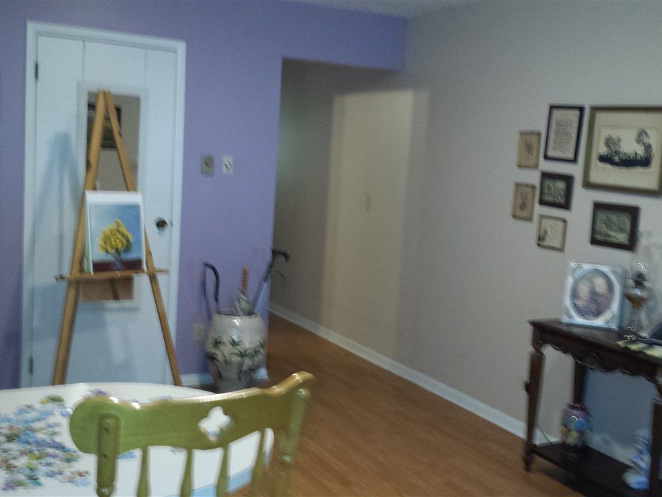 2nd image of 530 Montgomery St