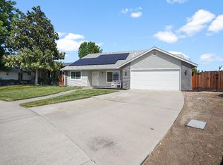 562 Van Dyken Way, Ripon, CA 95366