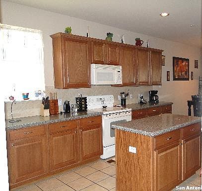 3rd image of 245 S Royal Troon Dr