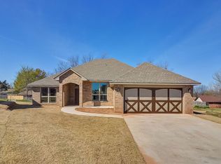 4624 Grand Ave, Noble, OK 73068
