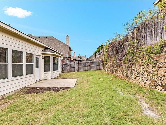 5th image of 7913 Cedar Lake Ln