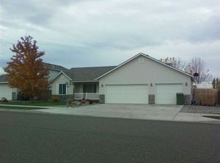 8416 Wembley Dr, Pasco, WA