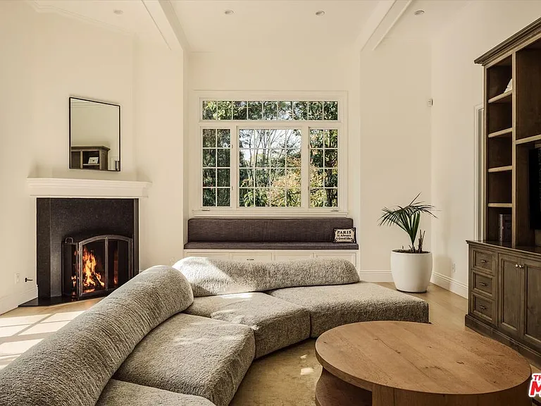 11579 W Sunset Blvd — Photo 10