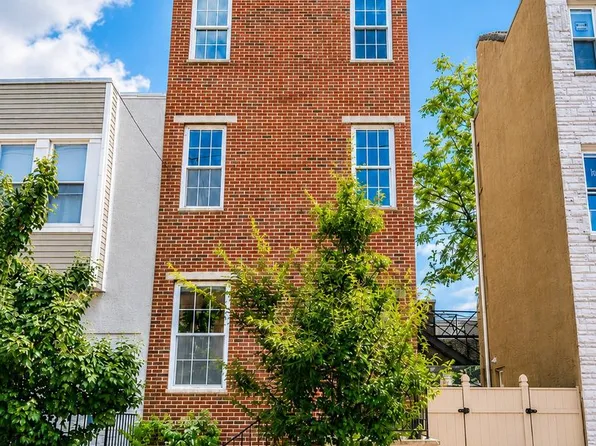 538 Mifflin St, Philadelphia, PA 19148