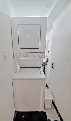 Rented by Oxford Property Group | media 10