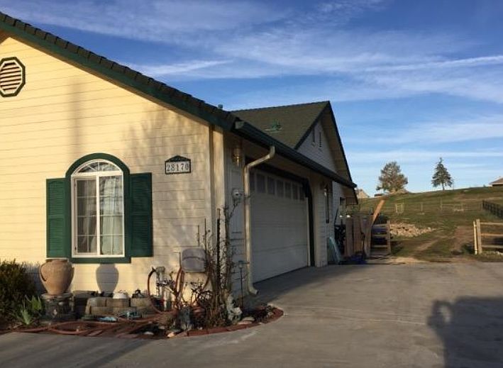 2nd image of 28140 Braeburn Pl