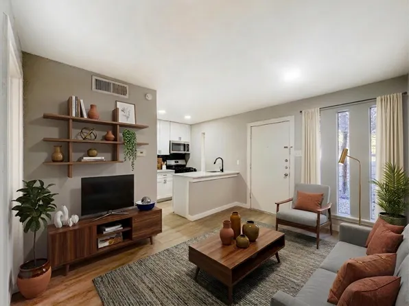 1210 1/2 Lorrain St, Austin, TX 78703