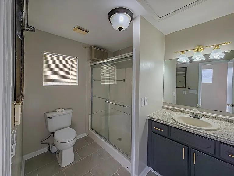424 Park Ave N — Photo 11
