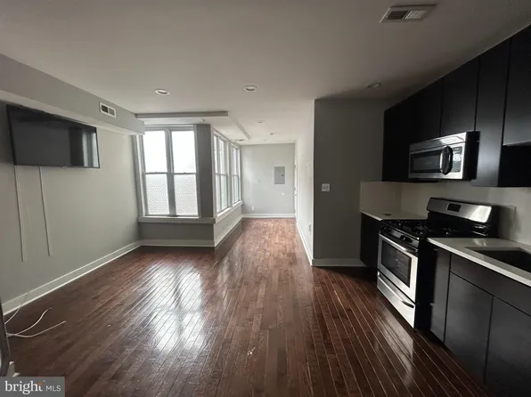 723 Sansom St Fl 4B, Philadelphia, PA 19106
