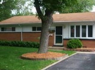 2948 Stafford Dr, Markham, IL 60428