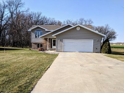 1830 W Mill St, Paynesville, MN, 56362