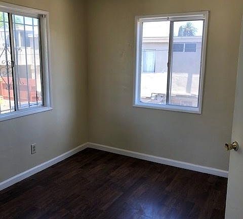 5th image of 3621 45th St