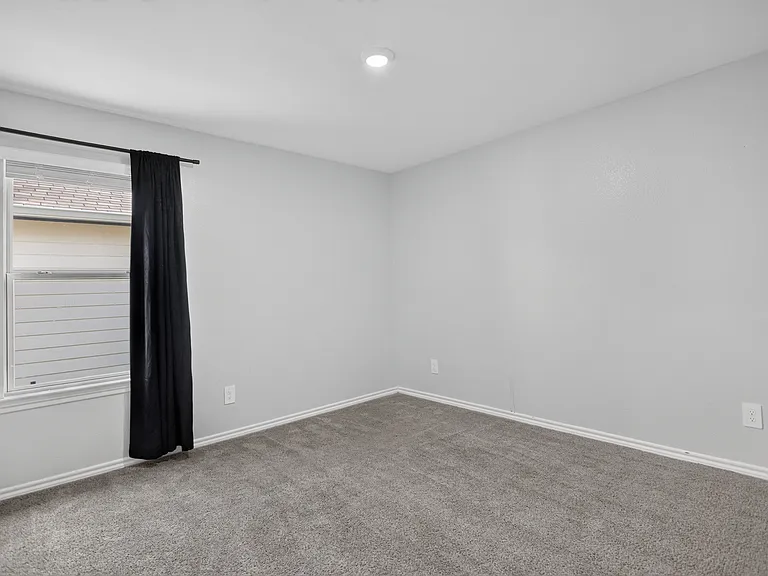 149 Boxwood Dr — Photo 15