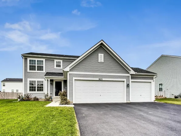 921 Sharp Dr, Plano, IL 60545