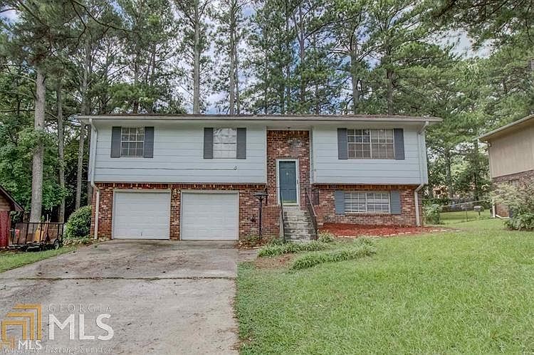 2nd image of 8301 Brittany Ln