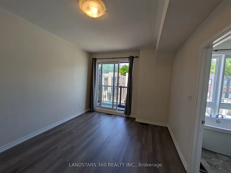 42 Lord Melborne St — Photo 21