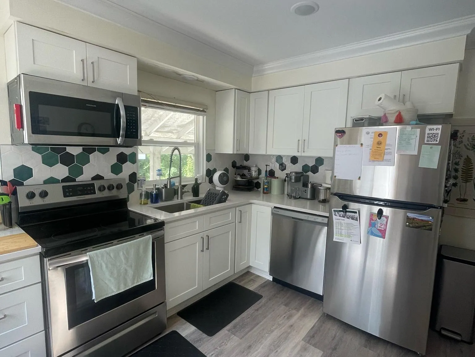 4 bed, 1948 sqft, $4,300 — Photo 3