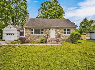 513 Vassar Rd, Poughkeepsie, NY 12603