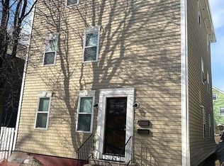 124 Sheldon St, Providence, RI 02906
