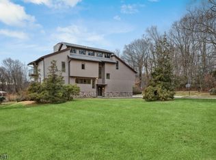 94 Lawrence Rd, Randolph, NJ 07869