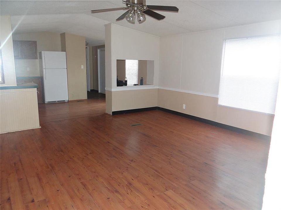 1st image of 613 Park Creek Ave