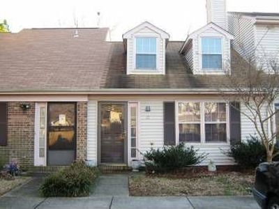 18 Parkway Dr, Hampton, VA, 23669