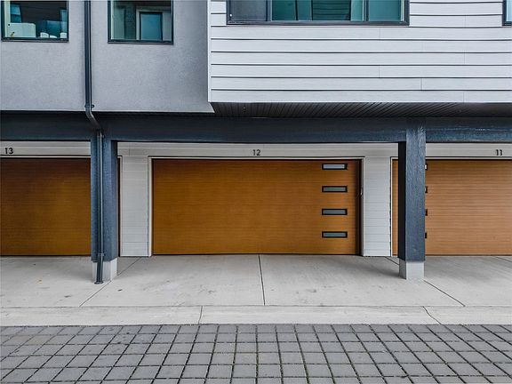 2nd image of 1225 Findlay Rd #12