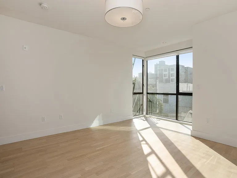 1340 Natoma St #2 — Photo 17