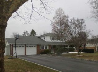 196 Jan Pl, East Northport, NY 11731