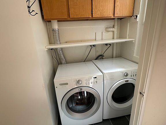 2nd image of 1122 Euclid Ave #1