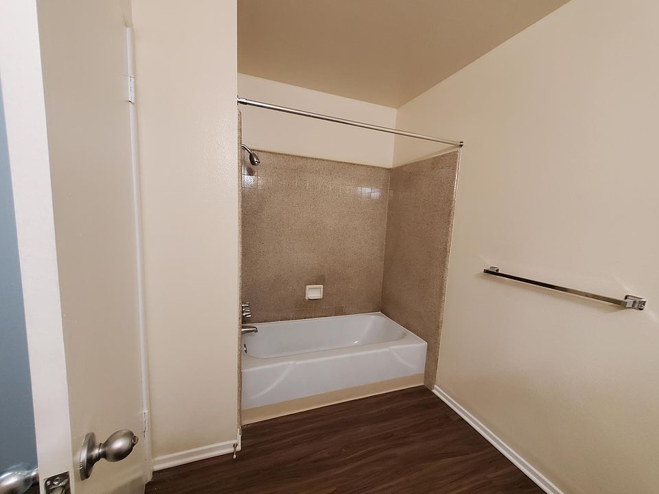 1st image of 1775 E 20th St APT E3