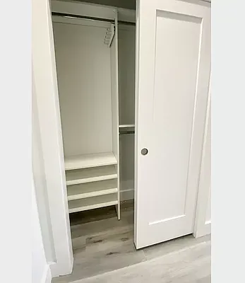 Rented by Jonis Realty | media 10