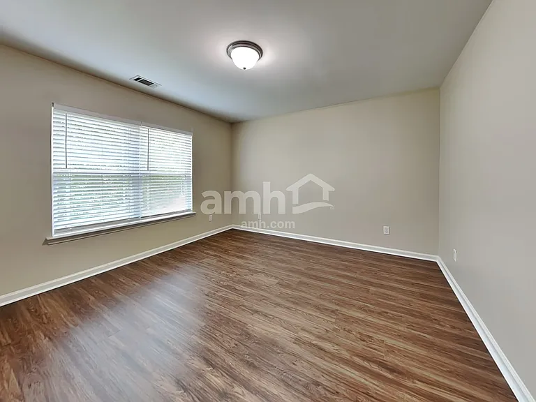 160 Grayson Ave — Photo 22