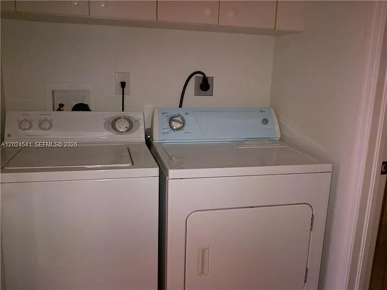 5702 NW 112th Ct #5702 — Photo 9