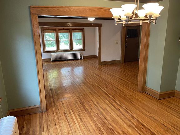 2nd image of 1721 Randolph Ave